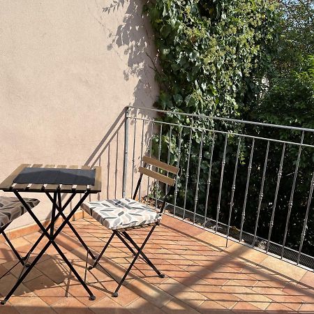 Appartements Dans Agreable Maison De Ville Centre Historique De 里米尼 外观 照片